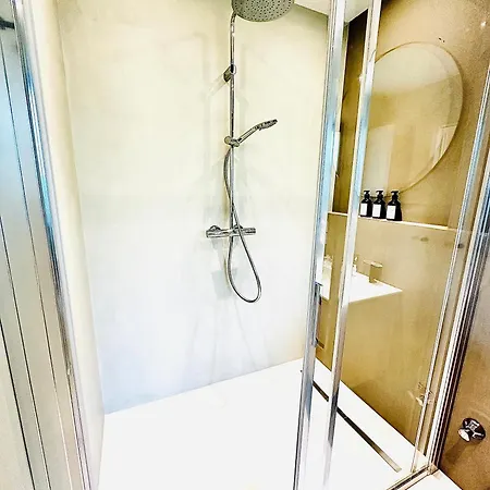 Alpenzeit Mit Just Private Terrasse (adults Only) Бад Аусзее